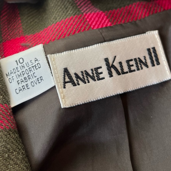 Ann Klein II Linen Blazer - Picture 4 of 8